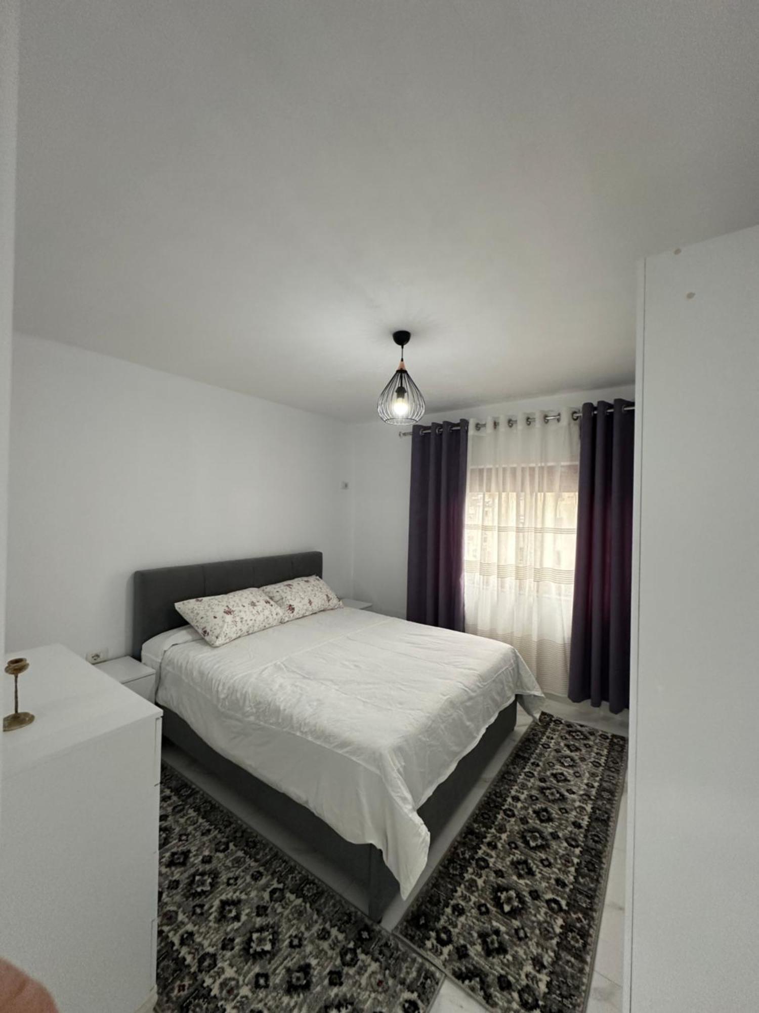 Elezi Apartment City Centre ติรานา ภายนอก รูปภาพ